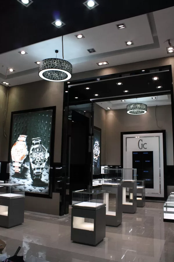 Lighting elements for store interiors